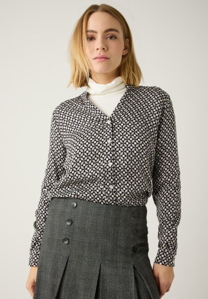 Viskosebluse mit grafischem Miniprint