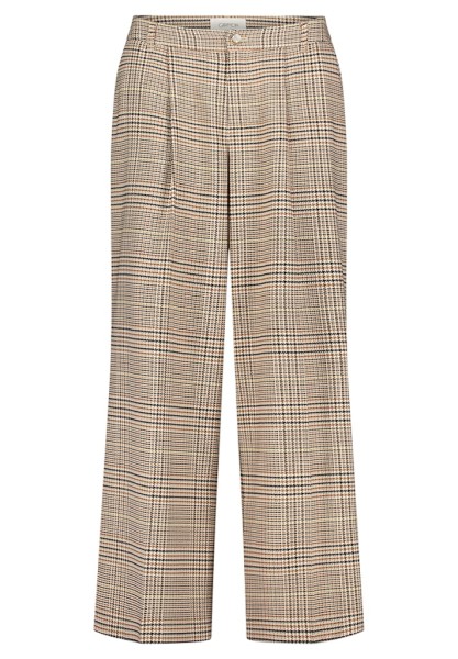 Karo-Hose