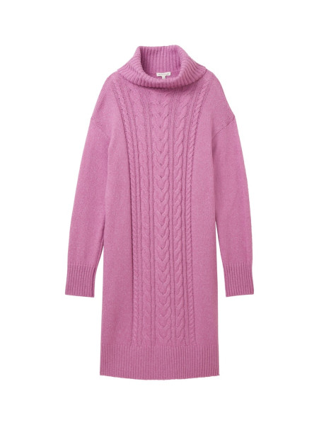 Dress knitted with cable