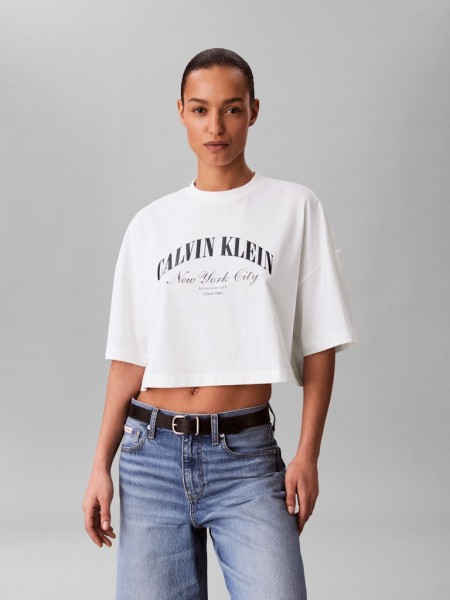 SS CROPPED BOXY HERITAGE CREST L