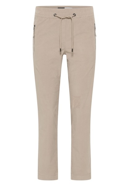 Cordhose im Causal Fit