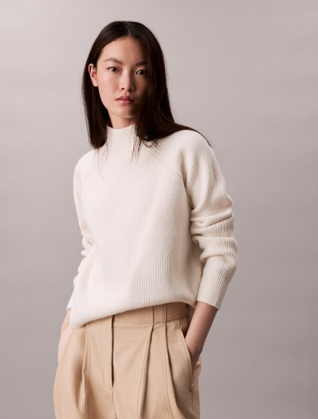 Woolen Stitch Pullover