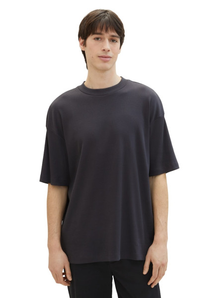 oversized structured t-shirt