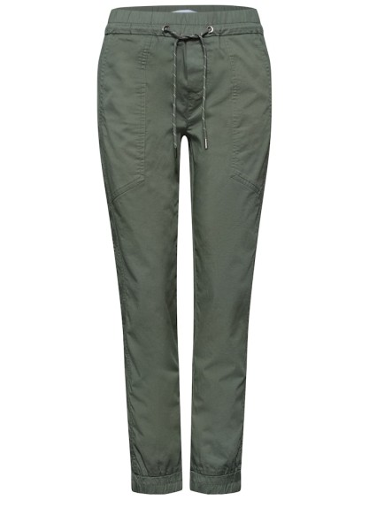 Slim Leg Hose in leichter Qualität