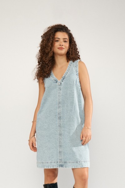 NUIRINA DRESS