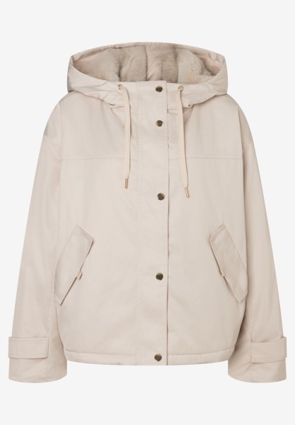 Jacke mit Kapuze