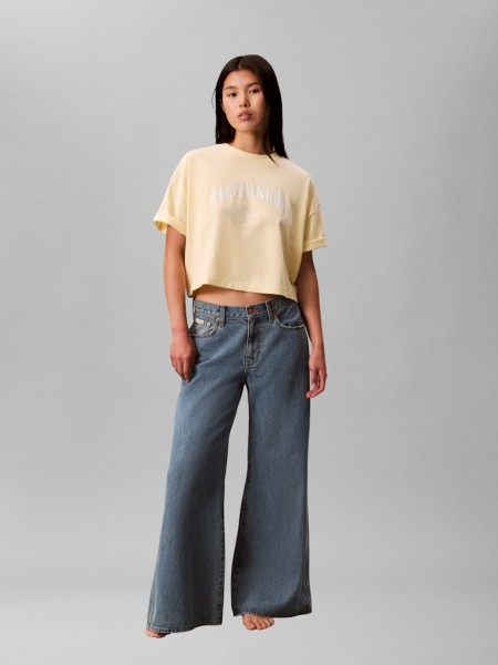 SS CROPPED BOXY HERITAGE CREST L