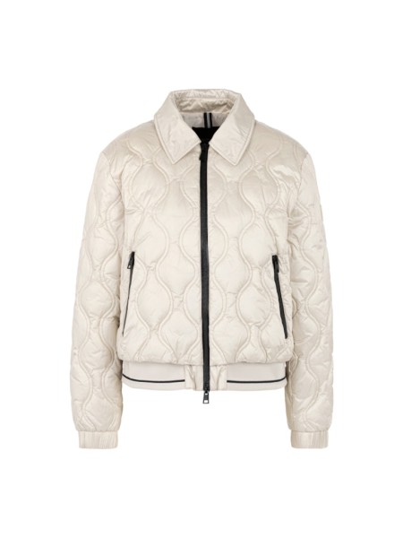 Steppjacke mit Kontrastdetails