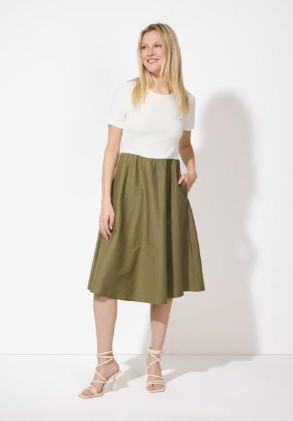 Midikleid