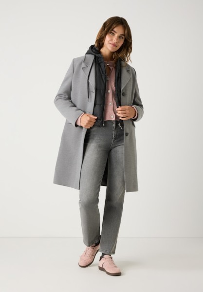 Mantel mit integrierter Weste