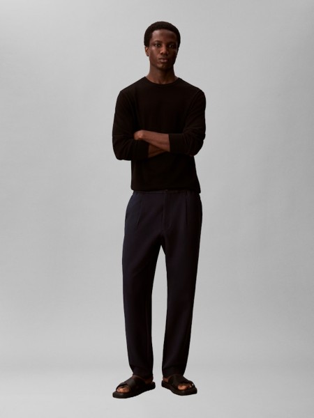 TAPERED TECH KNIT PLEATED PANT