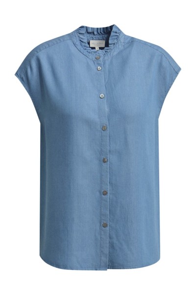 sleeveless blouse with ruffles
