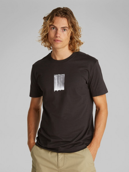 BRUSH STROKE GRAPHIC TEE