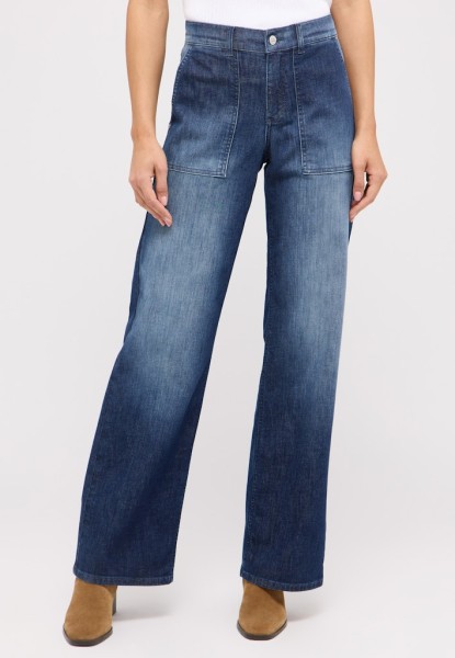 3502568-325 LIZ WORKER