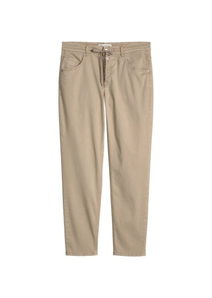 Hose Model Theda boyfriend